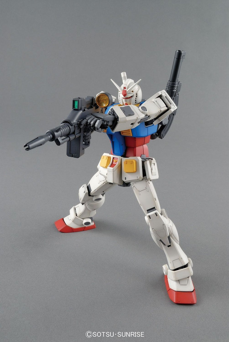 Master Grade (MG) 1/100 RX-78-02 Gundam (Gundam The Origin)