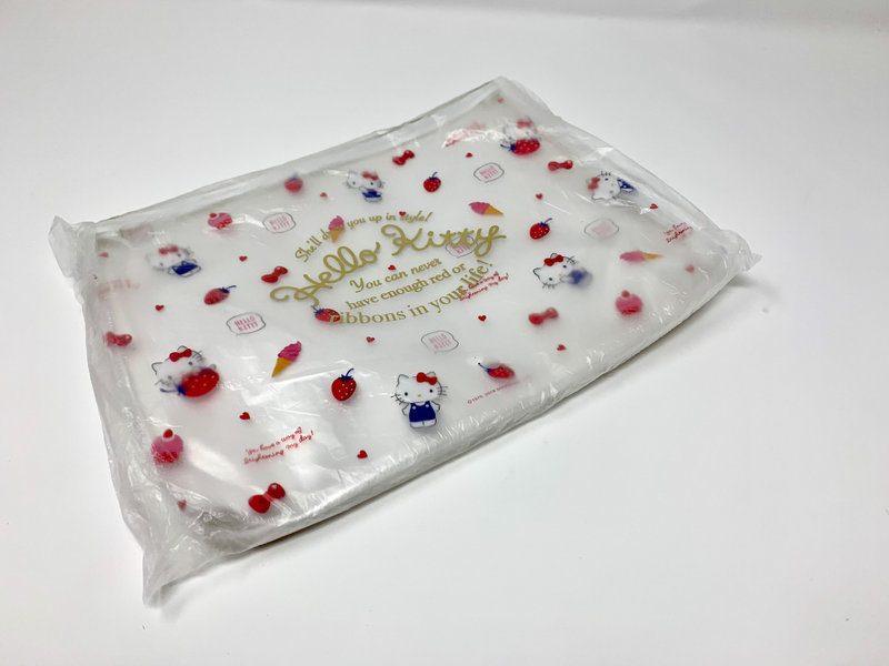 Hello Kitty Strawberry Pattern Pouch