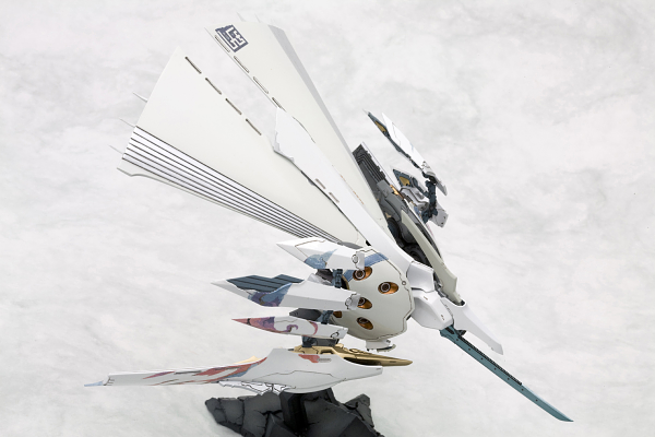 Ikaruga 1/144 Hitekkai Ginkei (White)