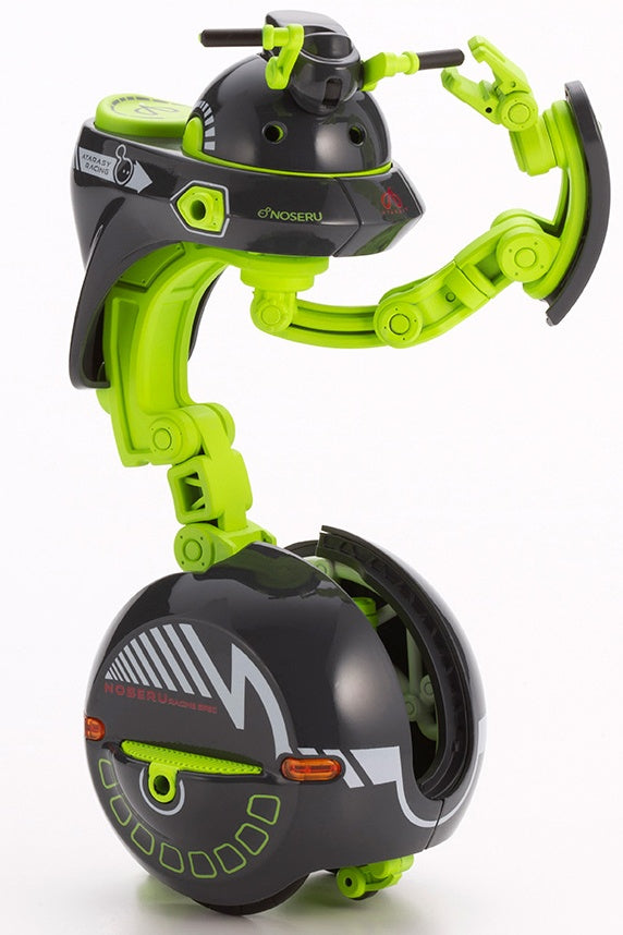 Frame Arms Girl x Maruttoys Non-Scale Innocentia (Racer) & Noseru (Racing Specs Ver.)