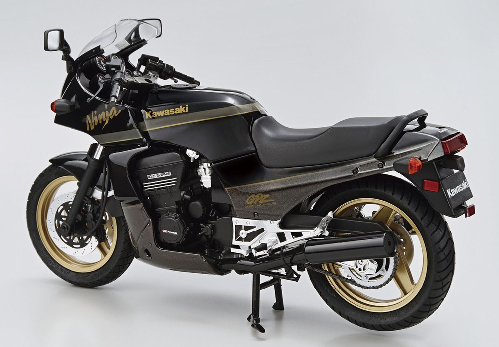 1/12 Kawasaki ZX900R GPz900R Ninja '02 (Aoshima The Bike Series 06)