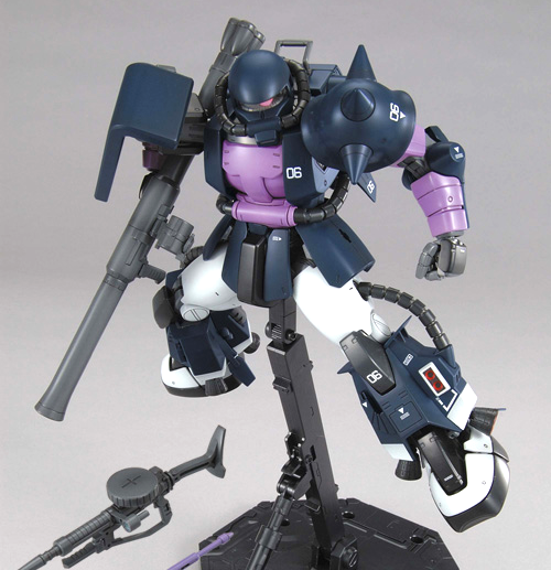 Master Grade (MG) 1/100 MS-06R-1A Zaku II Black Tri-Stars Ver2.0