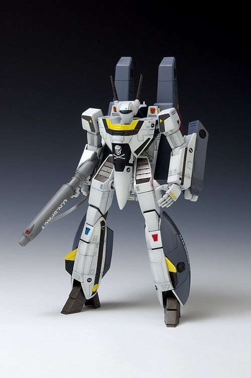 Macross 1/100 VF-1S Super Valkyrie Battroid Roy Focker Custom