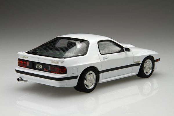 1/24 Mazda Savanna FC3S RX-7 '85 (Fujimi Inch-up Series ID-29)
