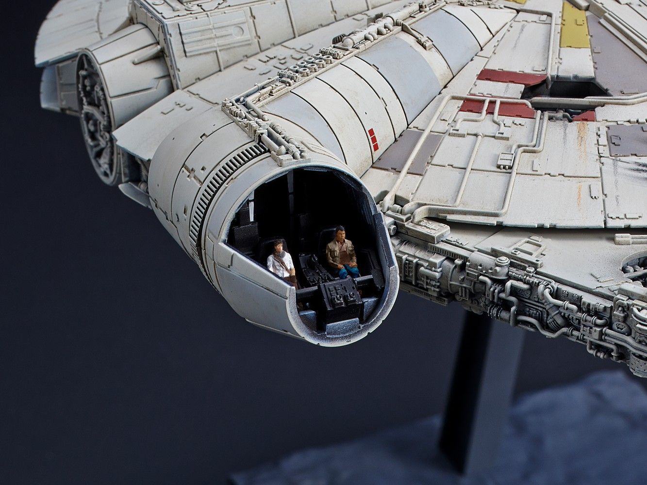 Bandai Star Wars 1/144 Millenium Falcon (The Rise of Skywalker