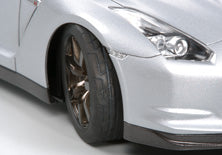 1/24 Nissan GT-R (Tamiya Sports Car Series 300)