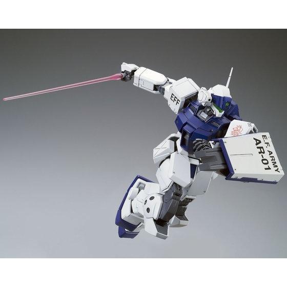 Premium Bandai Master Grade (MG) 1/100 RGM-79SP GM Sniper II (White Dingo)