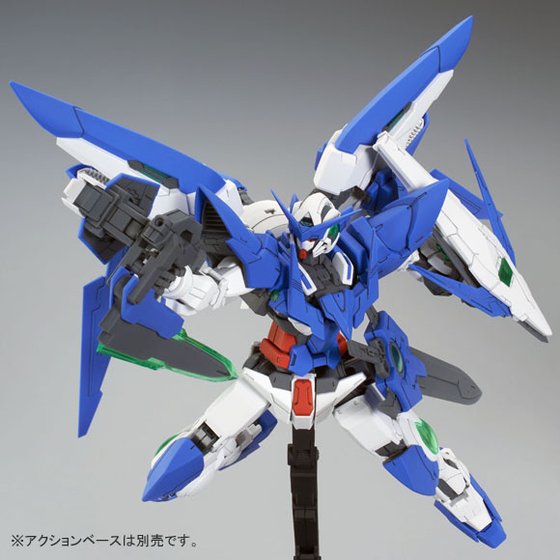 Premium Bandai Master Grade (MG) 1/100 Gundam Amazing Exia