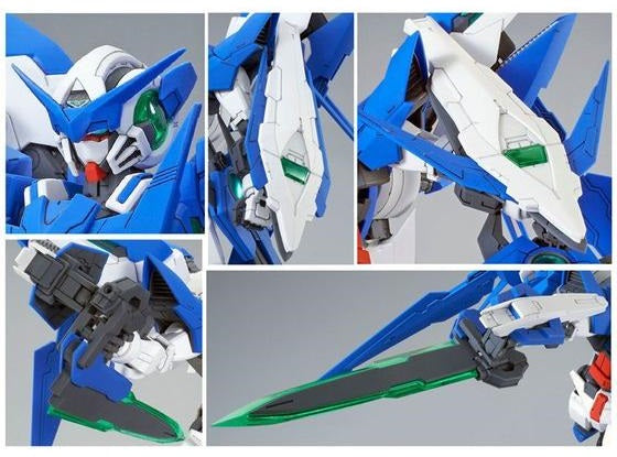 Premium Bandai Master Grade (MG) 1/100 Gundam Amazing Exia