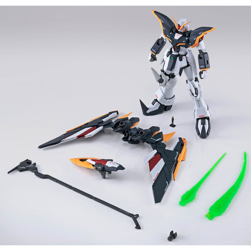 Premium Bandai Master Grade (MG) 1/100 XXXG-01D Gundam Deathscythe EW (Roussette Unit)