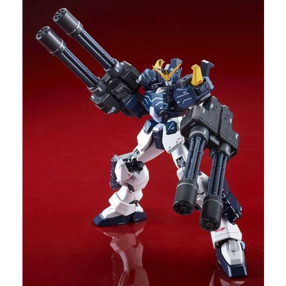Premium Bandai Master Grade (MG) 1/100 Gundam Heavyarms EW