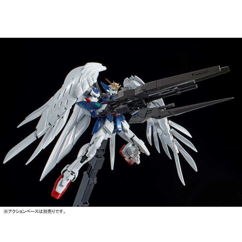 Premium Bandai Real Grade (RG) 1/144 XXXG-00W0 Wing Gundam Zero EW & Drei Zwerg (Titanium Finish)