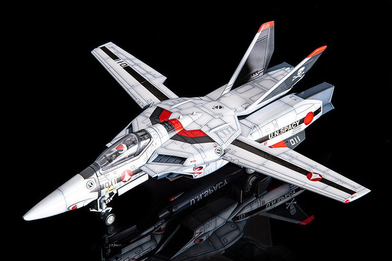 Plamax Macross: Do You Remember Love? 1/72 VF-1A/S Fighter Valkyrie (Hikaru Ichijyo's Fighter)