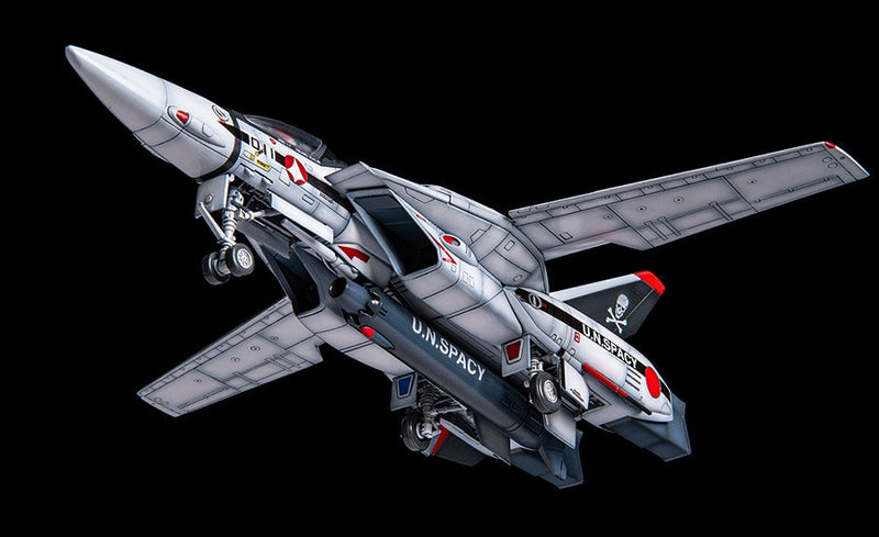 Plamax Macross: Do You Remember Love? 1/72 VF-1A/S Fighter Valkyrie (Hikaru Ichijyo's Fighter)