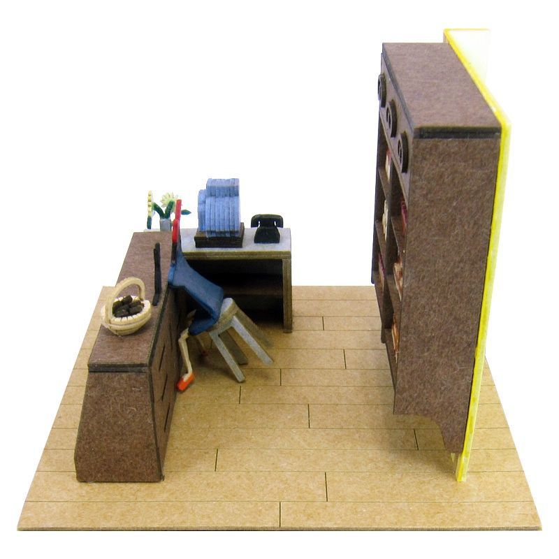 Sankei Miniature Art Kit - Studio Ghibli - Salesclerk (Kiki's Delivery Service)