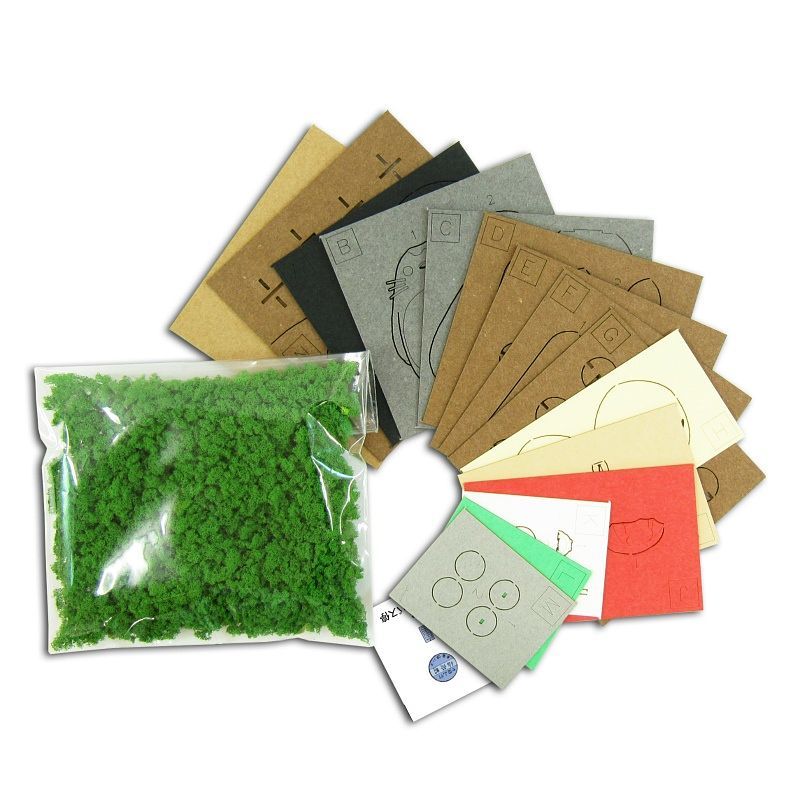 Sankei Miniature Art Kit - Studio Ghibli - Totoro & Bus Stop (My Neighbour Totoro)