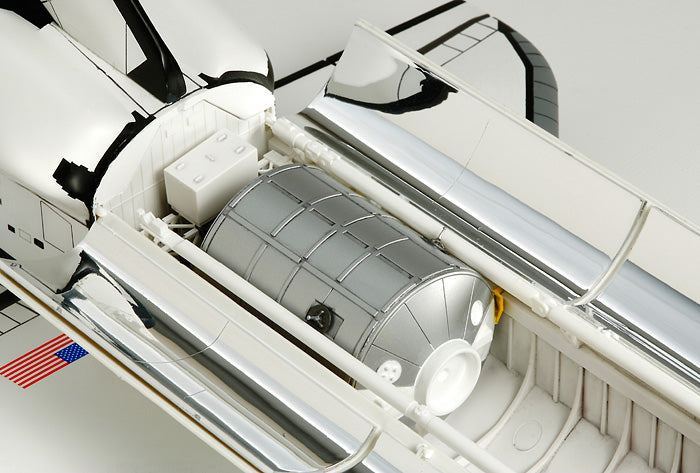 1/100 Space Shuttle ATLANTIS