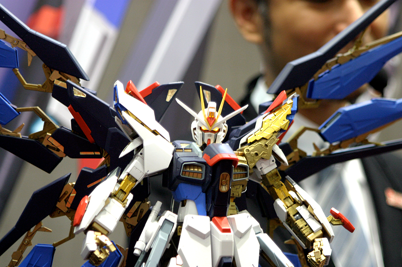 Perfect Grade (PG) 1/60 ZGMF-X20A Strike Freedom Gundam