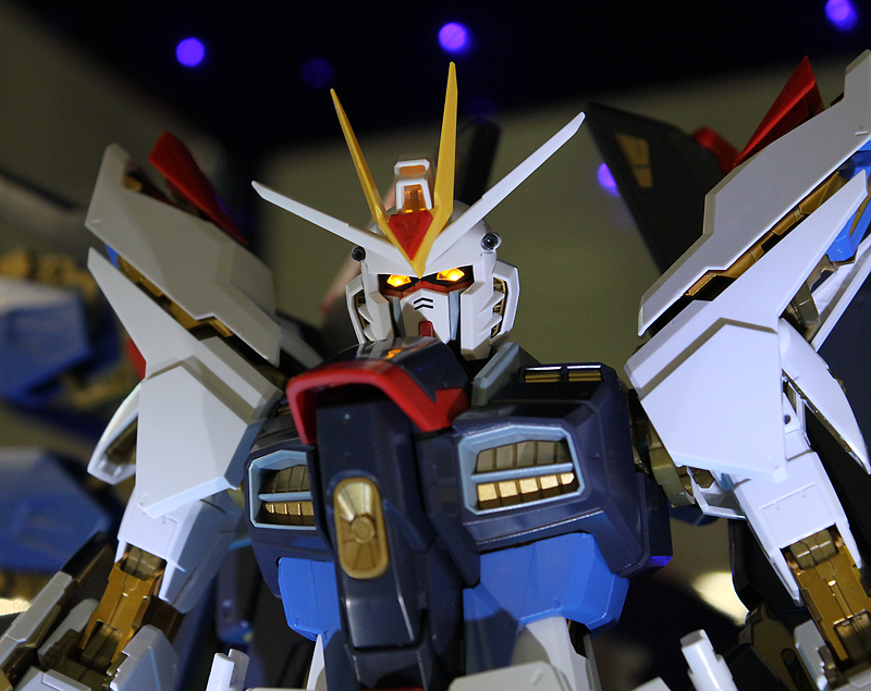 Perfect Grade (PG) 1/60 ZGMF-X20A Strike Freedom Gundam