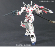 Master Grade 1/100 Unicorn Gundam (TV Color + MS Cage)