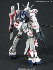 Master Grade 1/100 Unicorn Gundam (TV Color + MS Cage)