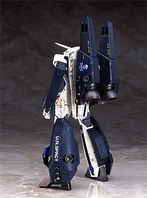 Macross 1/72 VF-1A Super Battroid Valkyrie