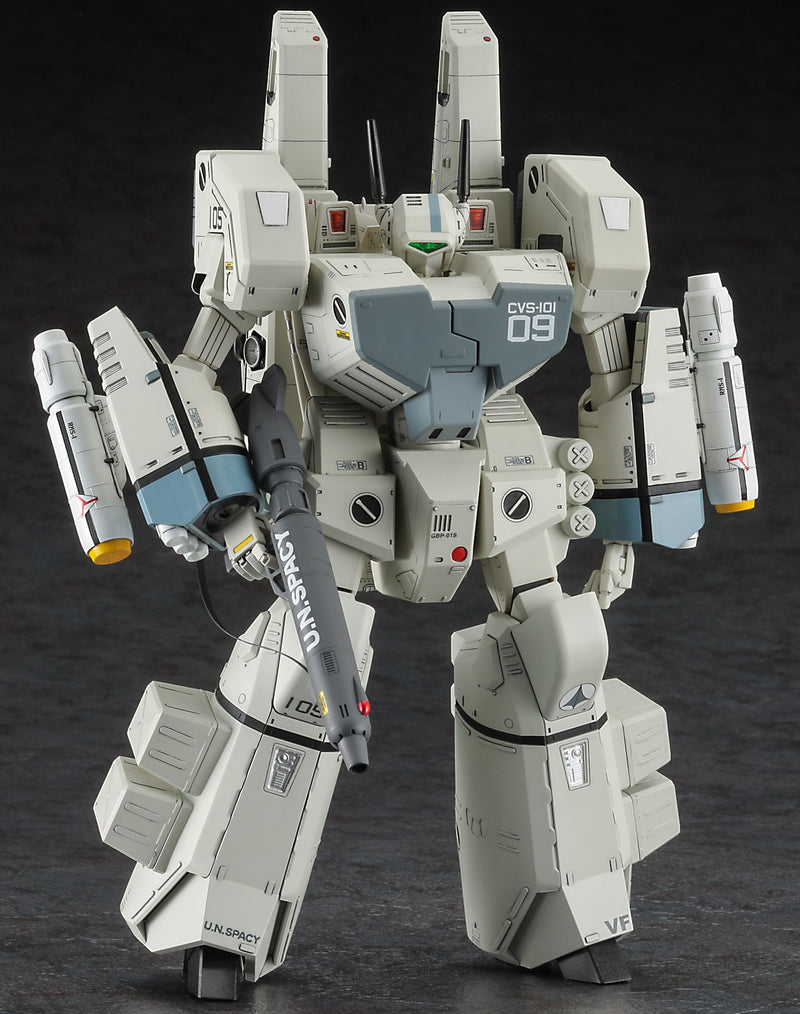 Macross 1/72 VF-1J Armored Valkyrie Operation Bulls Eye Part 2