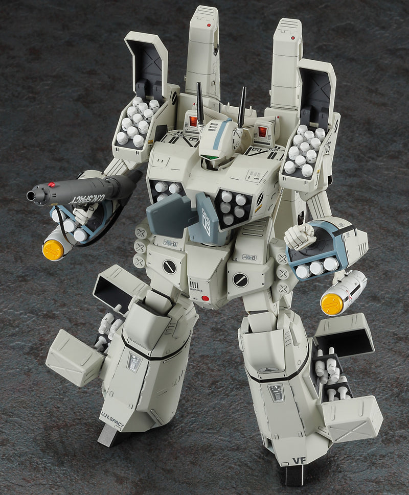 Macross 1/72 VF-1J Armored Valkyrie Operation Bulls Eye Part 2
