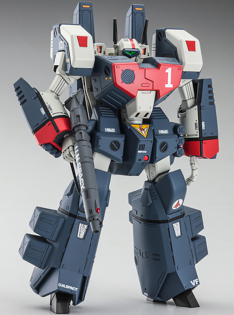 Macross 1/72 VF-1J Armored Valkyrie