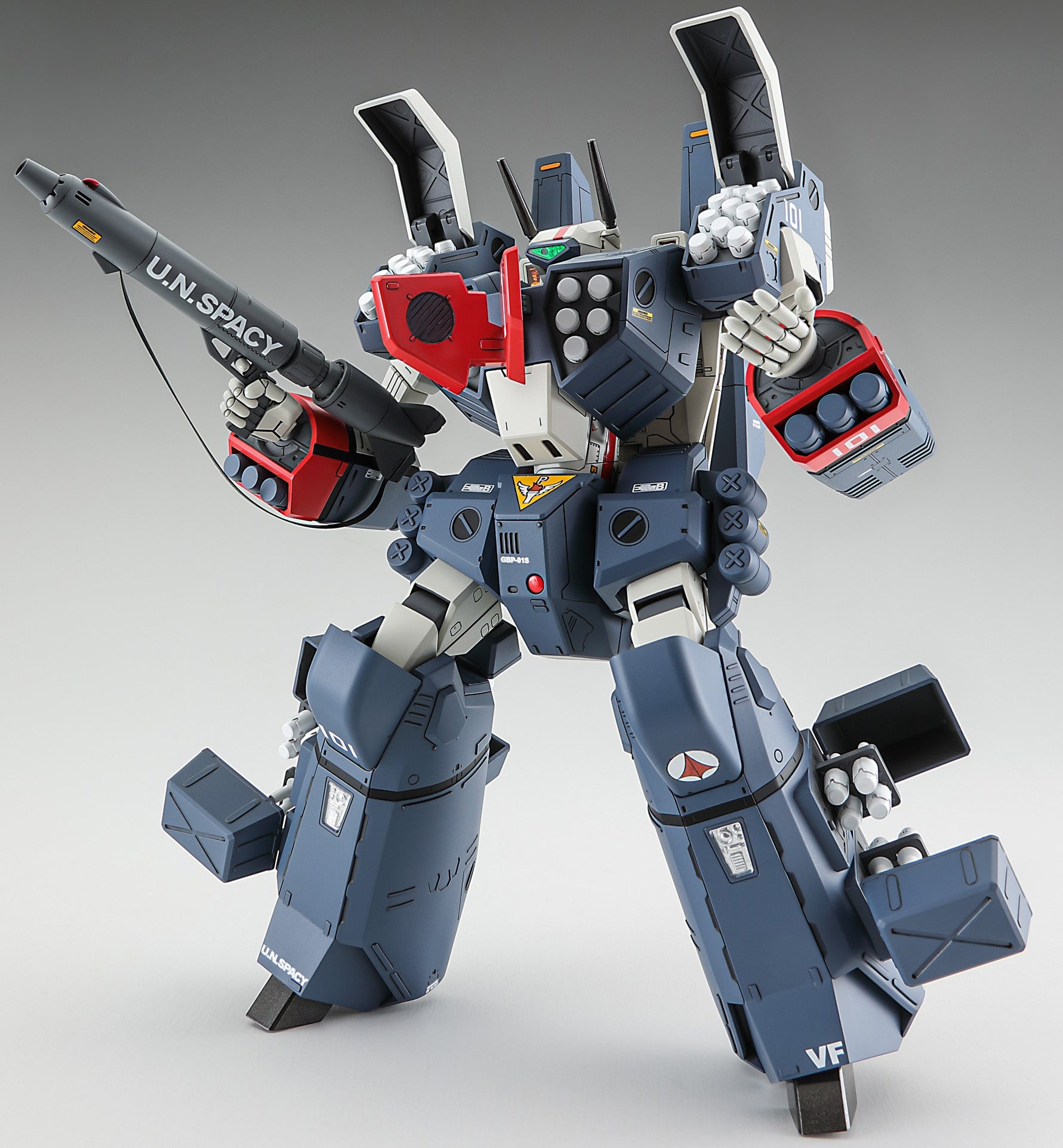 Hasegawa Macross 1/72 VF-1J Armored Valkyrie - Argama Hobby