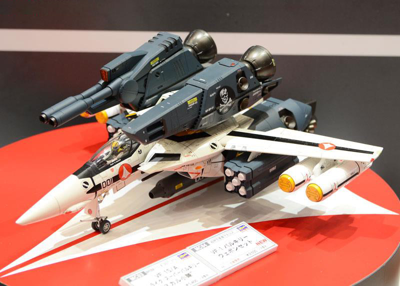 Macross "Macross: Do You Remember Love?" 1/48 VF-1S/A Strike/Super Valkyrie "Skull Squadron"