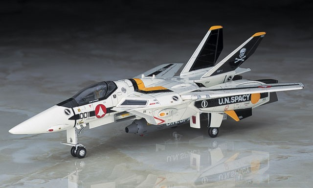 Macross 1/72 VF-1A/J/S Valkyrie