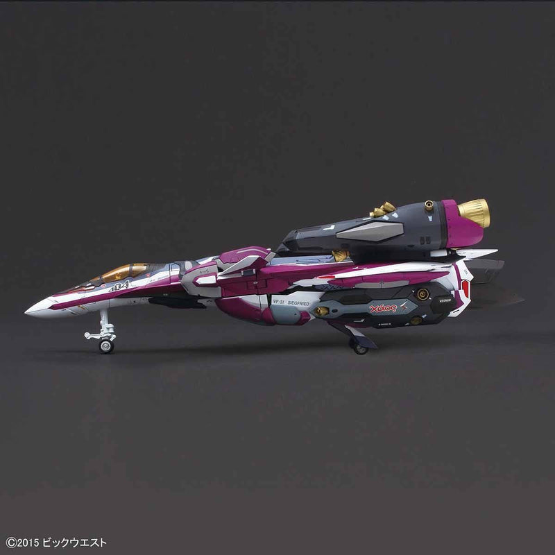 Macross Delta 1/72 VF-31C Super Siegfried (Mirage Marina Jenius Use)