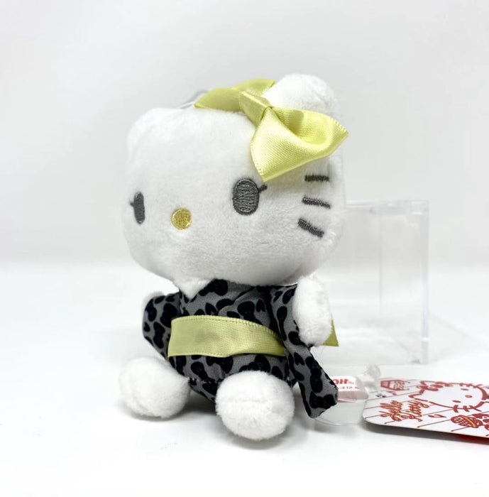 Hello Kitty Mini Mascot (black kimono)
