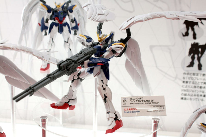 Real Grade (RG) 1/144 XXXG-00W0 Wing Gundam Zero EW