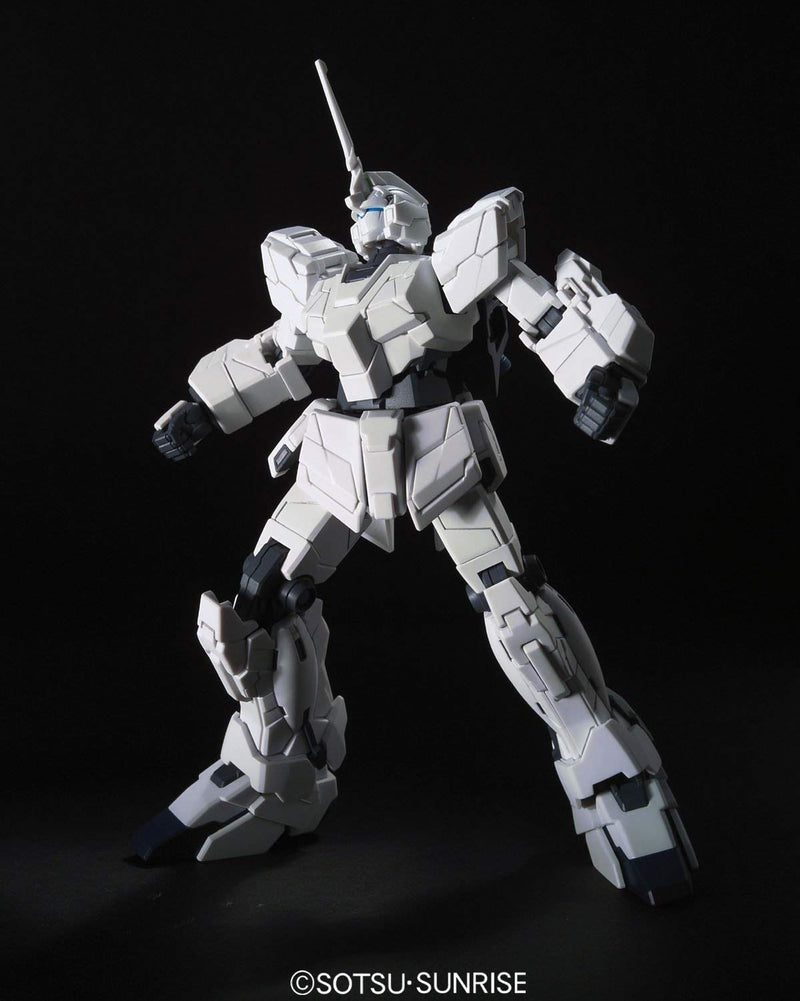 High Grade (HG) HGUC 1/144 RX-0 Unicorn Gundam (Unicorn Mode)
