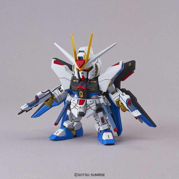 SDEX ZGMF-X20A Strike Freedom Gundam (SD Gundam EX-Standard 006)