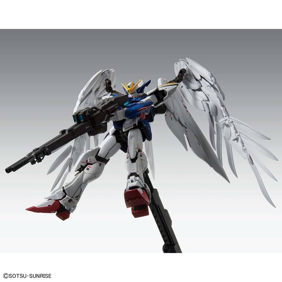 Bandai Master Grade (MG) 1/100 XXXG-00W0 Wing Gundam Zero EW