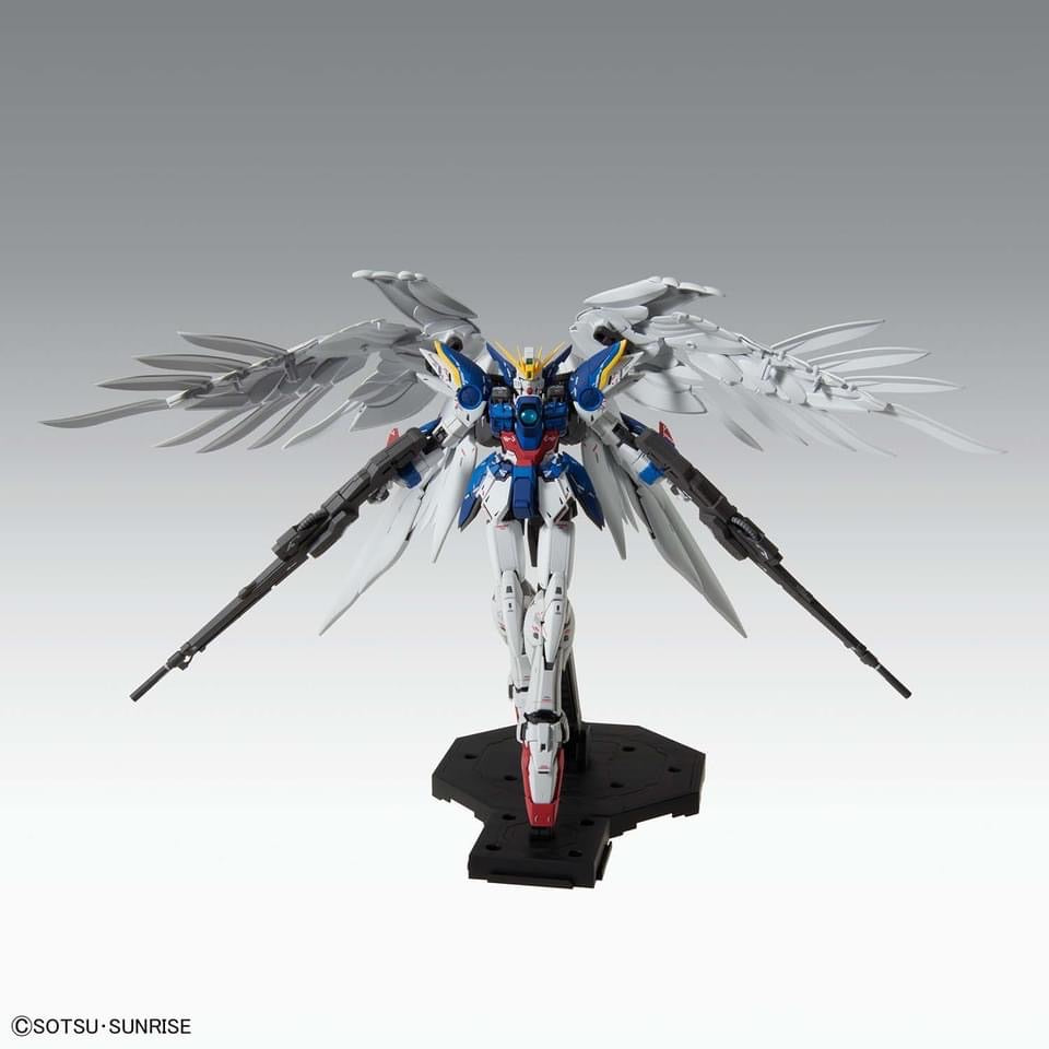 ロボット MG 1/100 WING GUNDAM ZERO EW \
